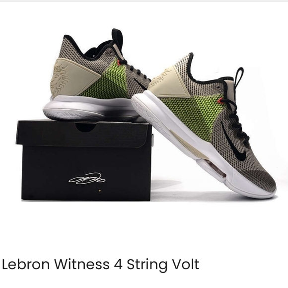 Lebron Sneakers - Picture 11 of 16